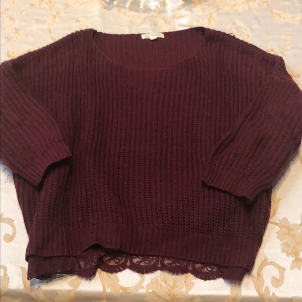 La hearts • burgundy sweater